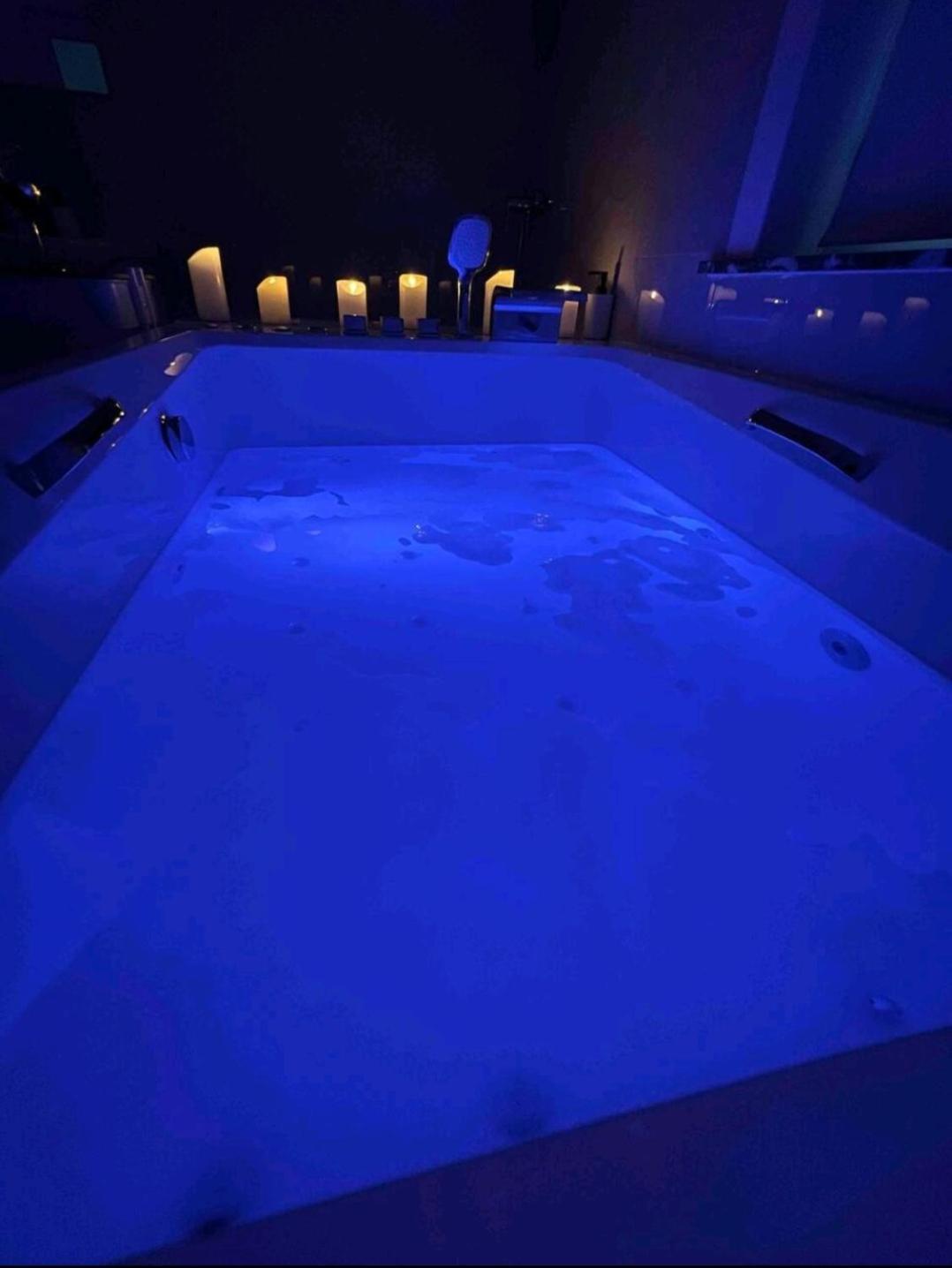 Sublime Appartement Calme Cosy & Jacuzzi Brussels Exterior photo